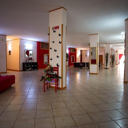 Hotel Residence Lupiae Lecce Exterior foto