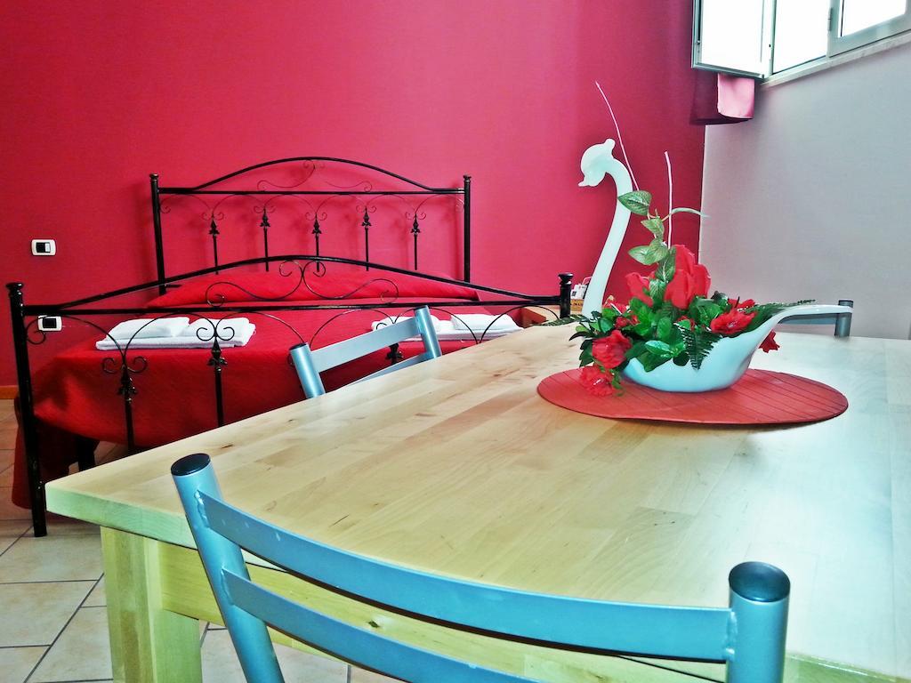 Hotel Residence Lupiae Lecce Zimmer foto