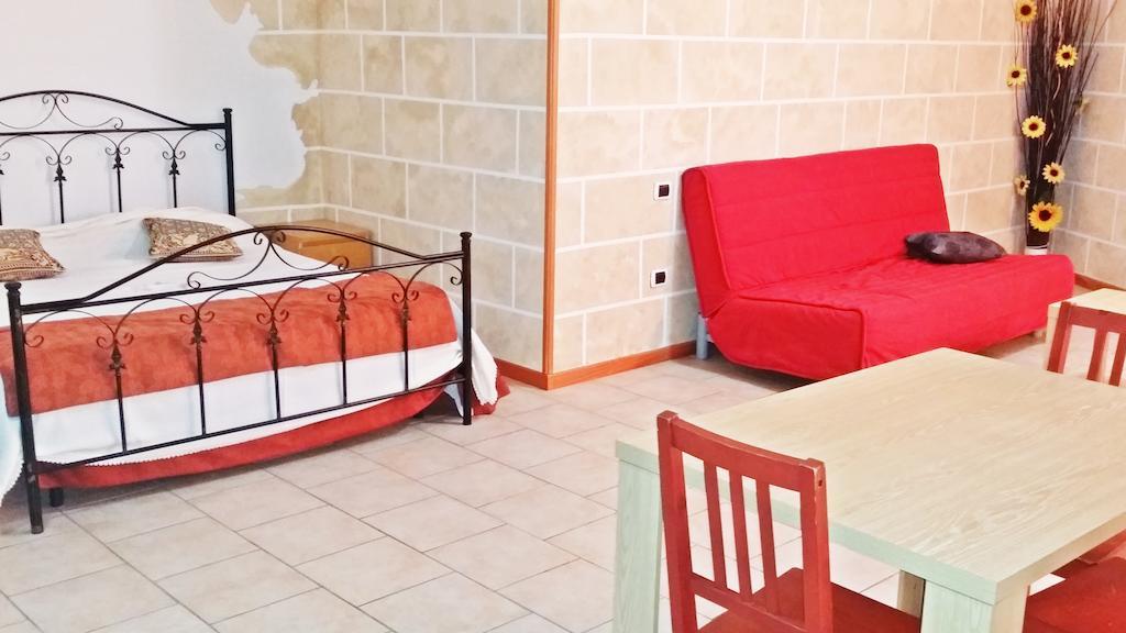 Hotel Residence Lupiae Lecce Zimmer foto